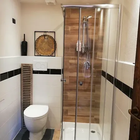 Aurora サルツァーナ